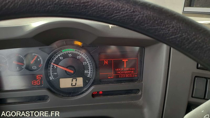 Renault Midlum 300 - 2010 - 123803kms - BB924KE - Tipper van: picture 5 Renault Midlum 300 - 2010 - 123803kms - BB924KE - Tipper van: picture 5