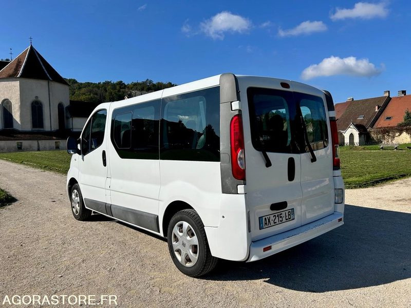 Renault Trafic 2 - 2010 - 141000 kms - Minibus, Passenger van: picture 4 Renault Trafic 2 - 2010 - 141000 kms - Minibus, Passenger van: picture 4