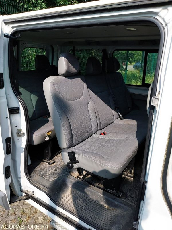 Minibus, Passenger van Renault Trafic 9 places DA-953-LM de 2013 avec 135 698 kms: picture 9