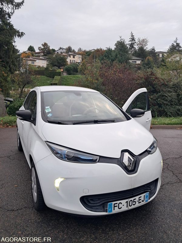 Renault ZOE FC-105-EJ - Car: picture 1 Renault ZOE FC-105-EJ - Car: picture 1