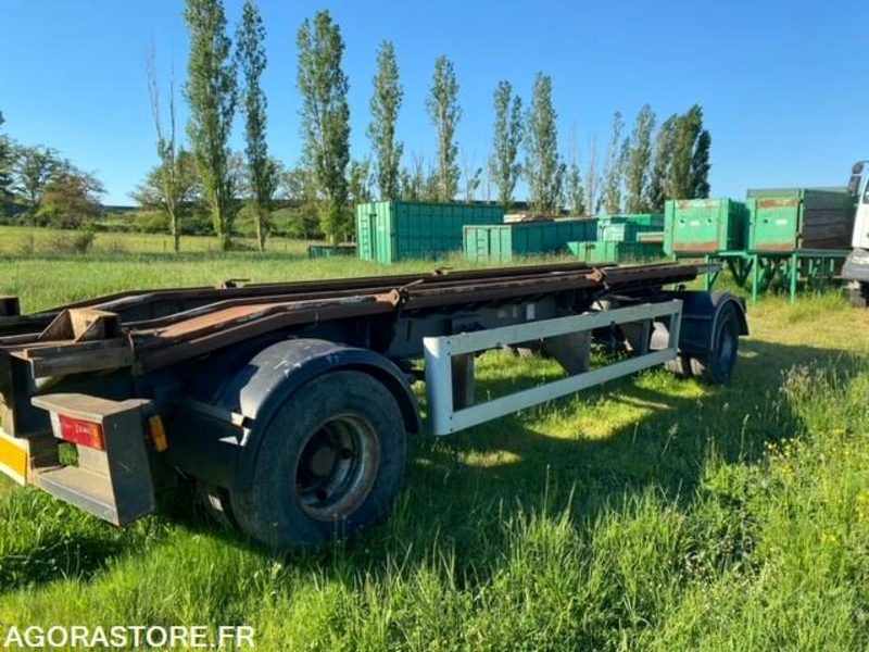 REMORQUE 19T CASTERA - Semi-trailer: picture 2 REMORQUE 19T CASTERA - Semi-trailer: picture 2
