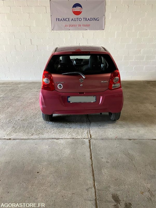 Suzuki Alto 6 - 2010 - 172 700km - Car: picture 5 Suzuki Alto 6 - 2010 - 172 700km - Car: picture 5