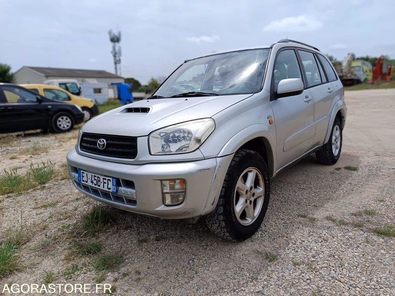 TOYOTA RAV4 - 2002 - 212500KMS - SUV: picture 1 TOYOTA RAV4 - 2002 - 212500KMS - SUV: picture 1