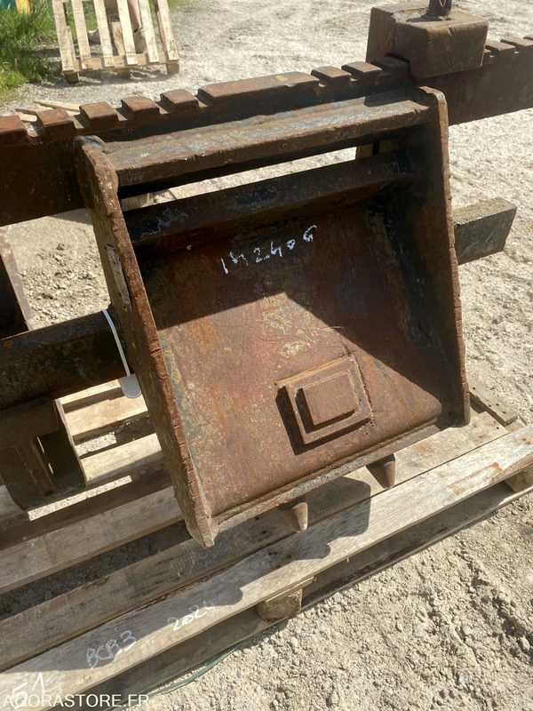 Tablier porte fourche MECALAC - Forks: picture 2 Tablier porte fourche MECALAC - Forks: picture 2