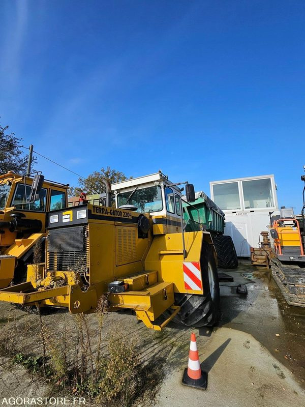Tombereau VOLVO A30C AMPLIROLL - 1994 - 16 500 h - Dumper: picture 4 Tombereau VOLVO A30C AMPLIROLL - 1994 - 16 500 h - Dumper: picture 4