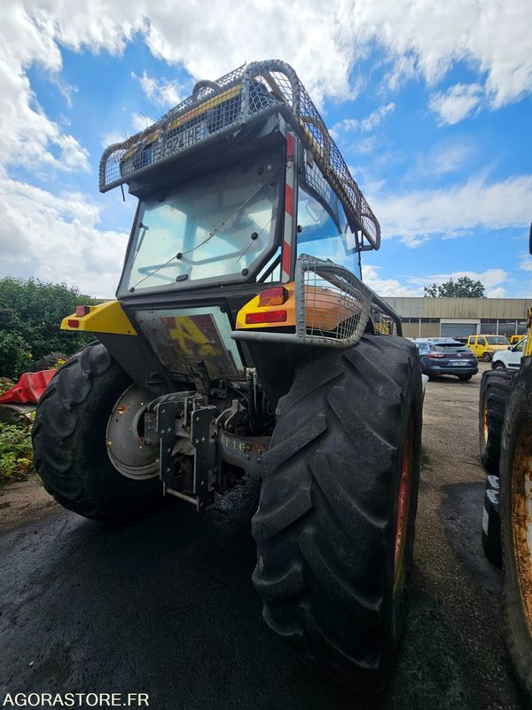 Tracteur Renault Ergos 456 - 2008 - 1500H - FX924HE - Farm tractor: picture 3 Tracteur Renault Ergos 456 - 2008 - 1500H - FX924HE - Farm tractor: picture 3
