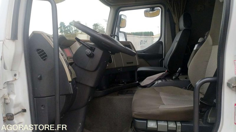 Tractor unit RENAULT PREMIUM - 2012- 689312 KM - CD-859-BA: picture 13