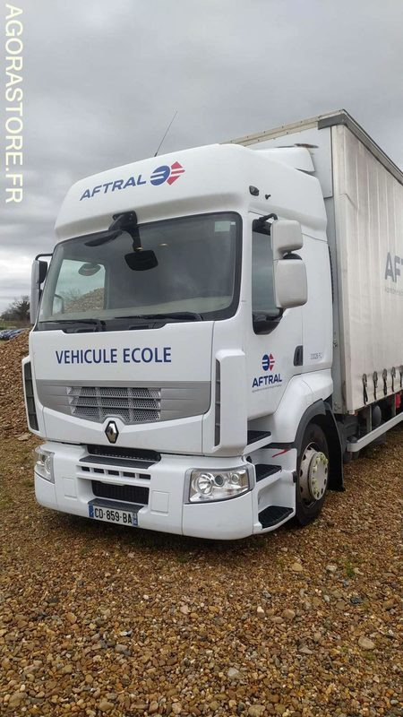 RENAULT PREMIUM - 2012- 689312 KM - CD-859-BA - Tractor unit: picture 1 RENAULT PREMIUM - 2012- 689312 KM - CD-859-BA - Tractor unit: picture 1
