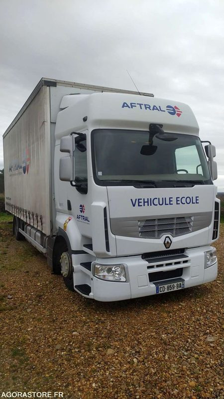 RENAULT PREMIUM - 2012- 689312 KM - CD-859-BA - Tractor unit: picture 2 RENAULT PREMIUM - 2012- 689312 KM - CD-859-BA - Tractor unit: picture 2