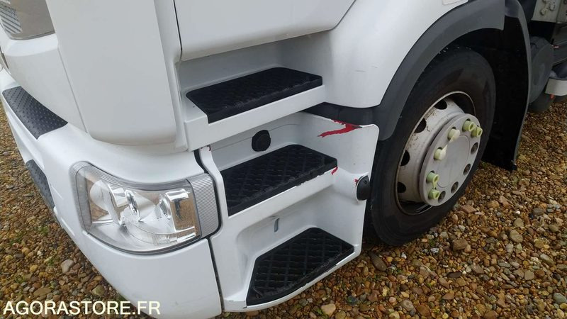 RENAULT PREMIUM - 2012- 689312 KM - CD-859-BA - Tractor unit: picture 5 RENAULT PREMIUM - 2012- 689312 KM - CD-859-BA - Tractor unit: picture 5