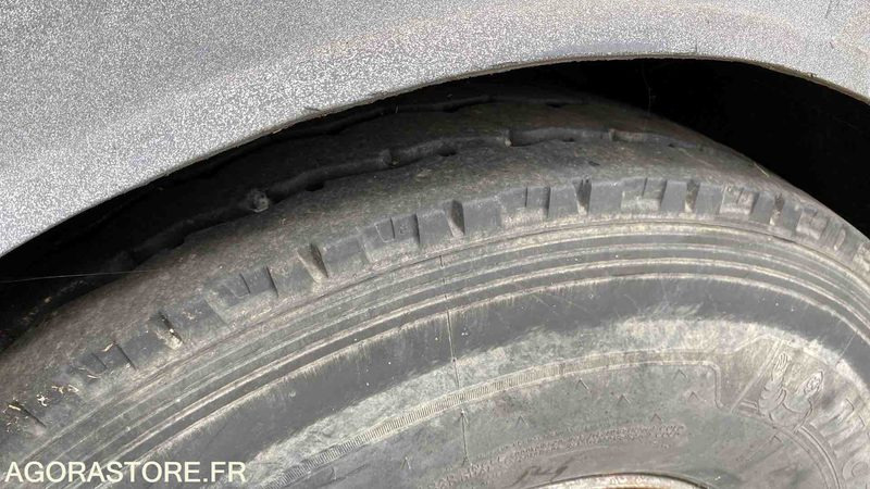 IVECO 190E30 180886 km - Truck: picture 3 IVECO 190E30 180886 km - Truck: picture 3