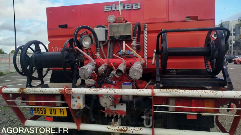 MAN LE220B - 2002 - 9858QD11 - Truck: picture 3 MAN LE220B - 2002 - 9858QD11 - Truck: picture 3