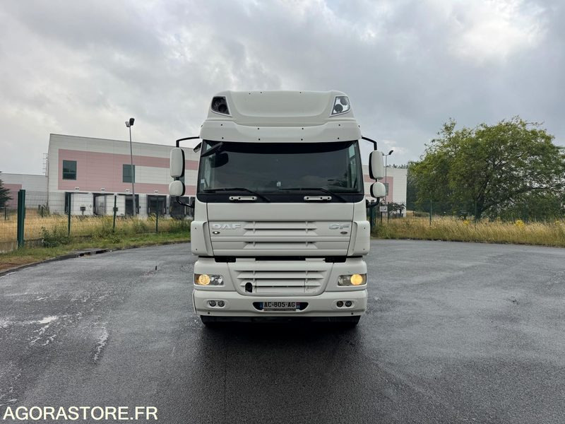 Porteur DAF CF460 19T Ampliroll GUIMA - 2009 - 801000km - Truck: picture 5 Porteur DAF CF460 19T Ampliroll GUIMA - 2009 - 801000km - Truck: picture 5