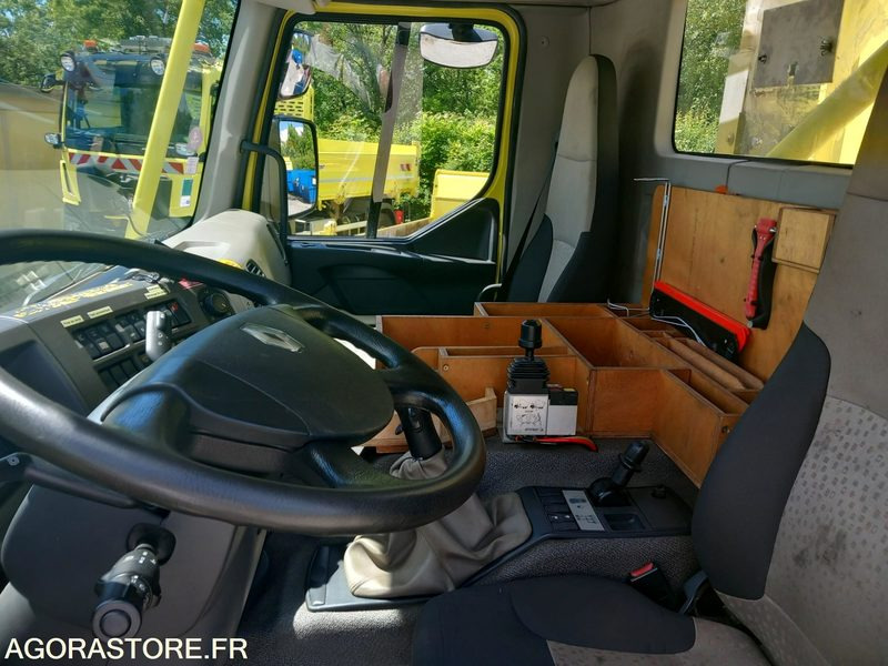 RENAULT KERAX 370 DCI AVEC BI-BENNE (KR0108) on lease RENAULT KERAX 370 DCI AVEC BI-BENNE (KR0108): picture 8