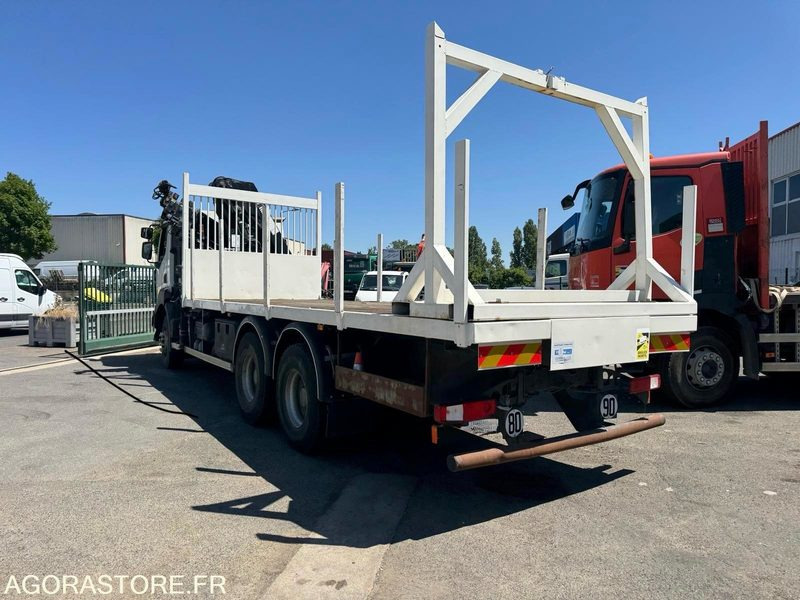 RENAULT KERAX 410.26 - CAMION PLATEAU GRUE - HIAB 200C - 2007 / 359000 - Truck: picture 5 RENAULT KERAX 410.26 - CAMION PLATEAU GRUE - HIAB 200C - 2007 / 359000 - Truck: picture 5
