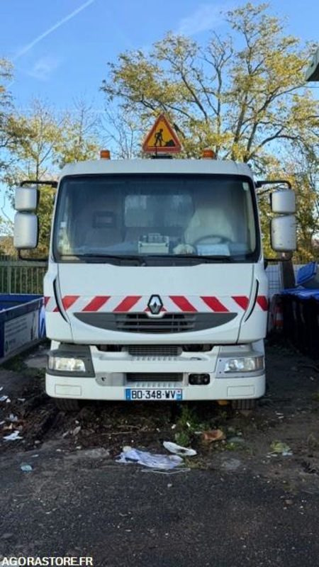 RENAULT MIDLUM BEN/AMO AVEC SALEUSE - Truck: picture 1 RENAULT MIDLUM BEN/AMO AVEC SALEUSE - Truck: picture 1