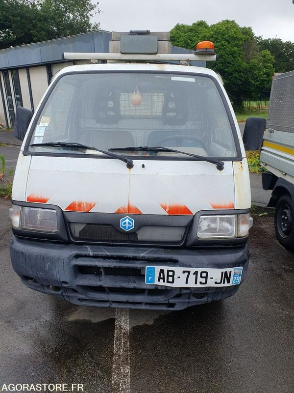 VQ-V20M PIAGGIO PORTER. - Tipper van: picture 1 VQ-V20M PIAGGIO PORTER. - Tipper van: picture 1