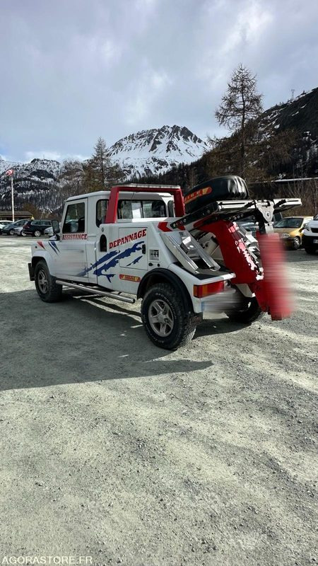 LAND ROVER DEFENDER Pick-up 2.4 Td4 4x4 122cv - Van: picture 3 LAND ROVER DEFENDER Pick-up 2.4 Td4 4x4 122cv - Van: picture 3