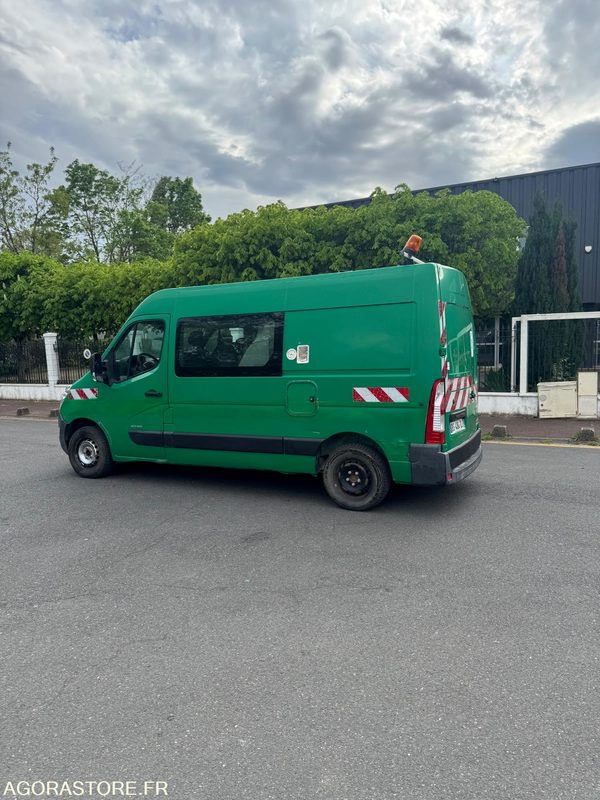 RENAULT MASTER 7 PLACES - 2011 - 151 000 KM - Van: picture 3 RENAULT MASTER 7 PLACES - 2011 - 151 000 KM - Van: picture 3
