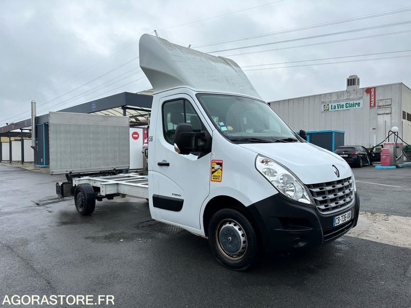 Renault Master III 2.3 DCI Plateau avec Hayon - Van: picture 1 Renault Master III 2.3 DCI Plateau avec Hayon - Van: picture 1