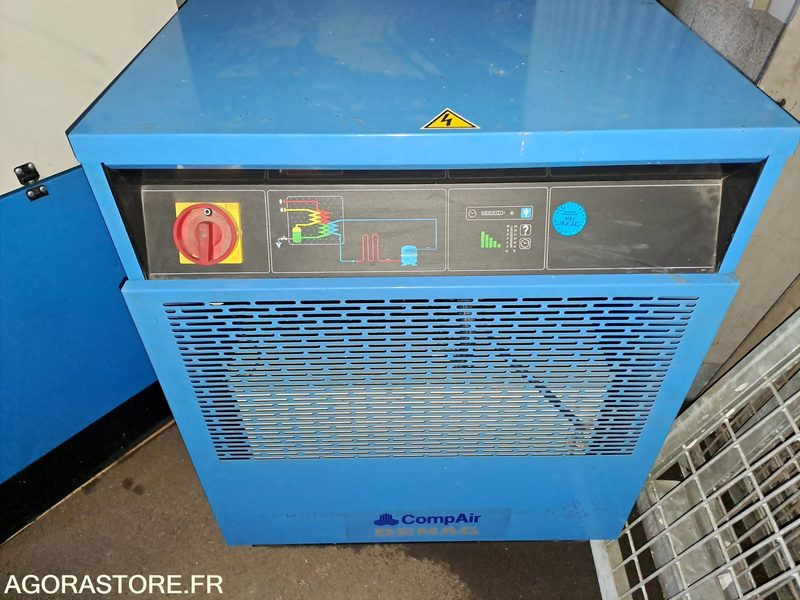 Compresseur d'atelier avec sécheur et cuve de 2000 litres - Air compressor: picture 3 Compresseur d'atelier avec sécheur et cuve de 2000 litres - Air compressor: picture 3