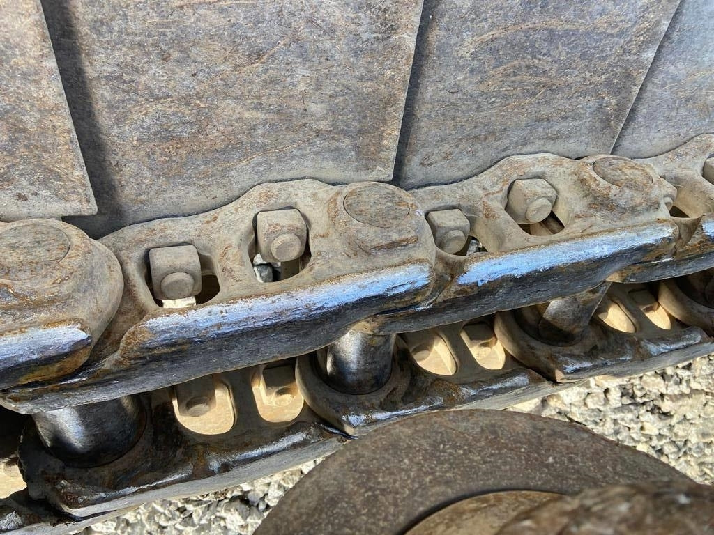 Crawler excavator Doosan DX420LC: picture 14