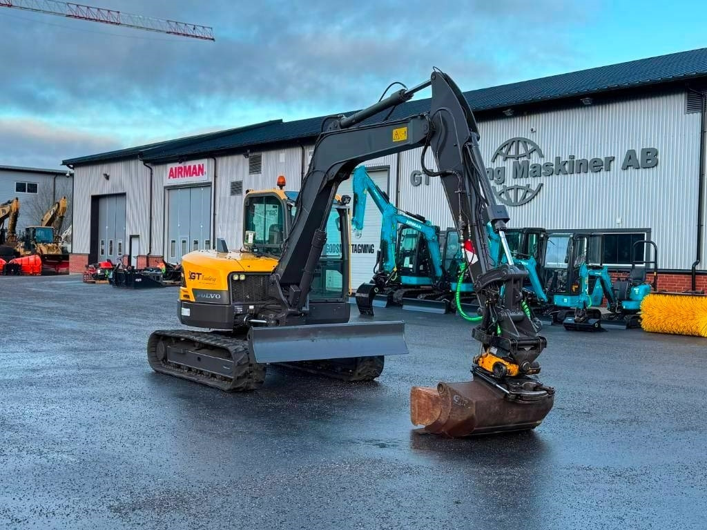 Mini excavator Volvo ECR 88 D: picture 8