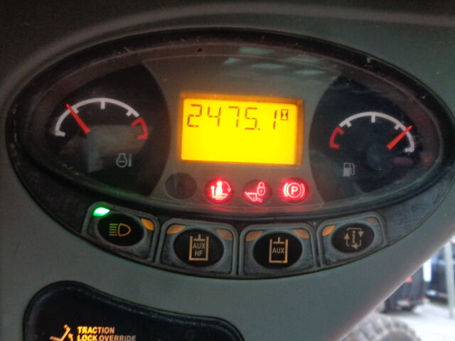 Bobcat S130 - Skid steer loader: picture 3 Bobcat S130 - Skid steer loader: picture 3