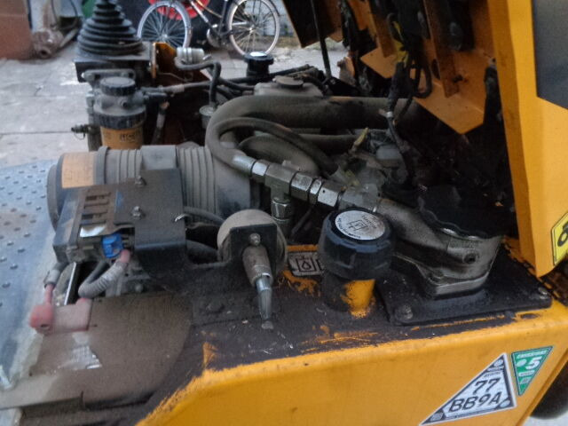 Mini dumper JCB 1T-2S5: picture 7