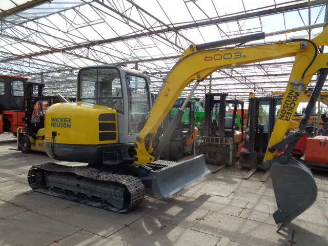 WACKER NEUSON 6003 - Crawler excavator: picture 1 WACKER NEUSON 6003 - Crawler excavator: picture 1