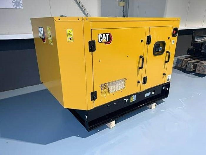 CAT DE 22 E3 - Generator set: picture 5 CAT DE 22 E3 - Generator set: picture 5