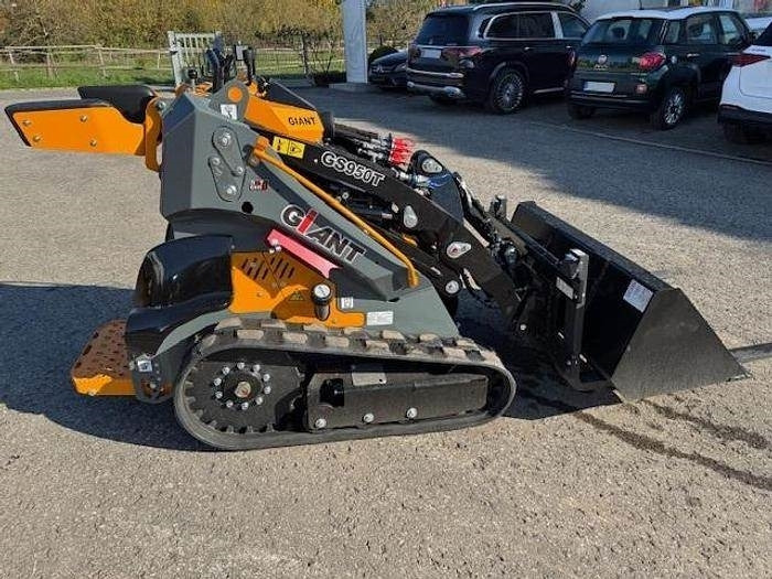 GiANT GS 950T - Skid steer loader: picture 3 GiANT GS 950T - Skid steer loader: picture 3