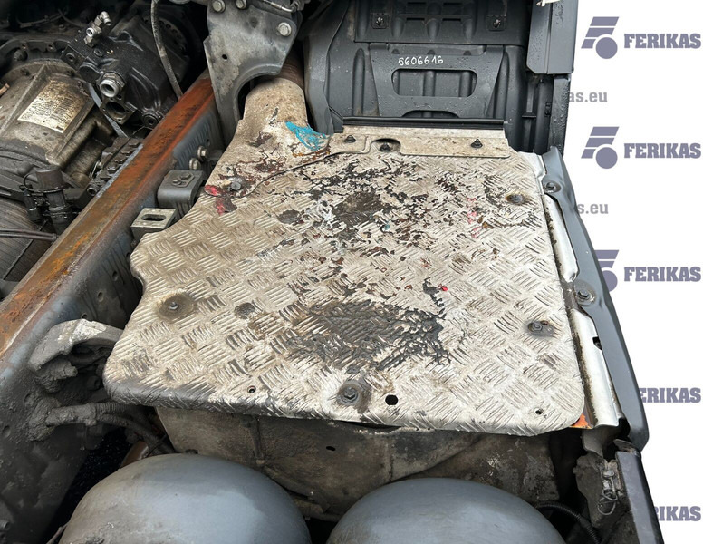 Catalyst SCR - Catalytic converter for Truck: picture 2 Catalyst SCR - Catalytic converter for Truck: picture 2