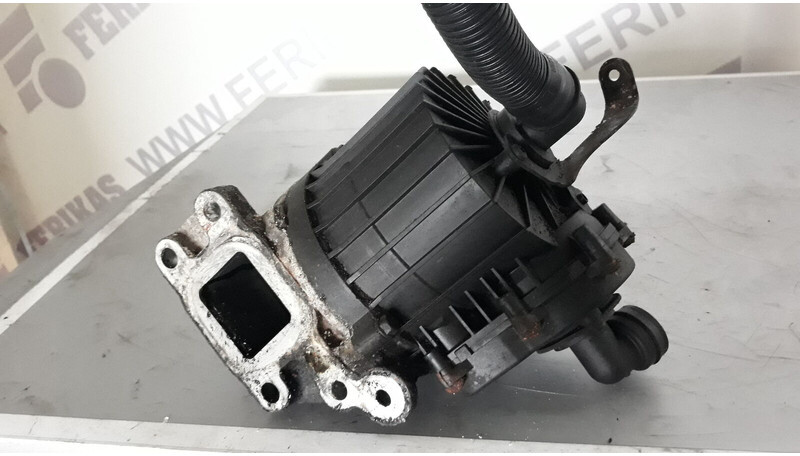 Mercedes-Benz Actros MP4 - Oil filter for Truck: picture 3 Mercedes-Benz Actros MP4 - Oil filter for Truck: picture 3