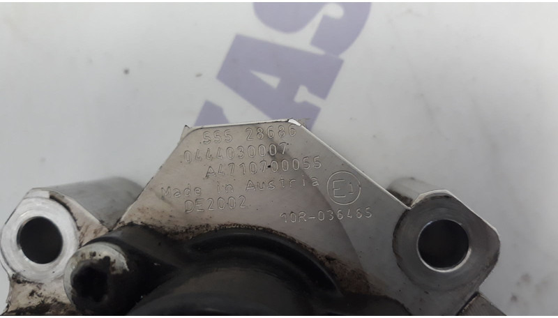 Mercedes-Benz Actros MP4 - Fuel pump for Truck: picture 5 Mercedes-Benz Actros MP4 - Fuel pump for Truck: picture 5