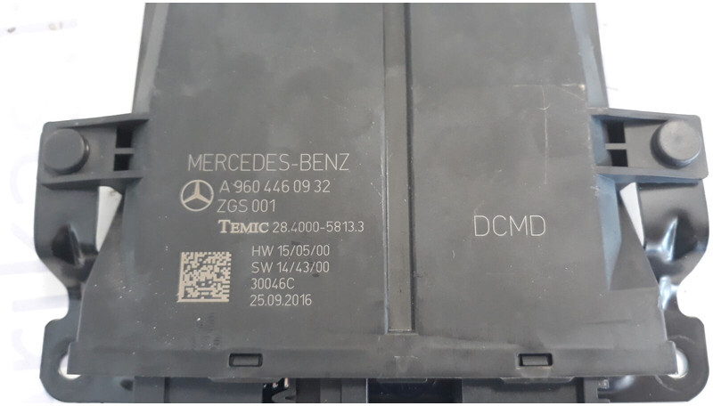 Mercedes-Benz Actrosdoor control unit - ECU for Truck: picture 3 Mercedes-Benz Actrosdoor control unit - ECU for Truck: picture 3