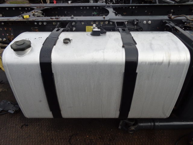 Renault Complete aluminum / VOLVO fuel tank new or used 490L - 123cm, wi - Fuel tank for Truck: picture 1 Renault Complete aluminum / VOLVO fuel tank new or used 490L - 123cm, wi - Fuel tank for Truck: picture 1