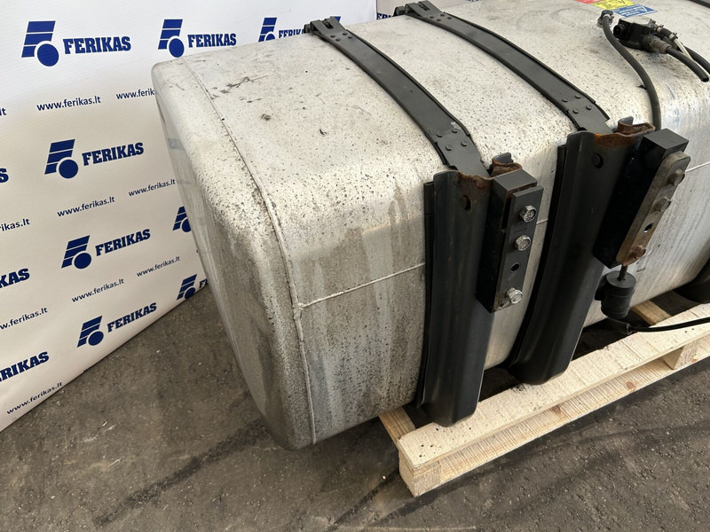 Fuel tank for Truck Scania 1000L fuel tank with brackets: picture 6