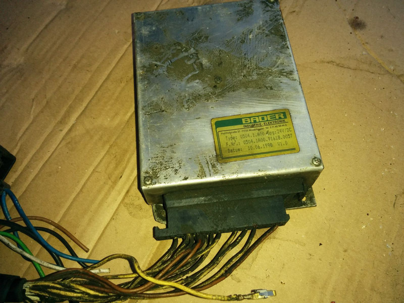 Bosch Bader 0504.1.A00 EST-32 - ECU: picture 4 Bosch Bader 0504.1.A00 EST-32 - ECU: picture 4