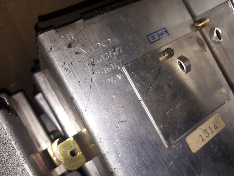 ECU MAN VDO A2C53044389 . 81.25805.7038 .412.413.1.2.: picture 7