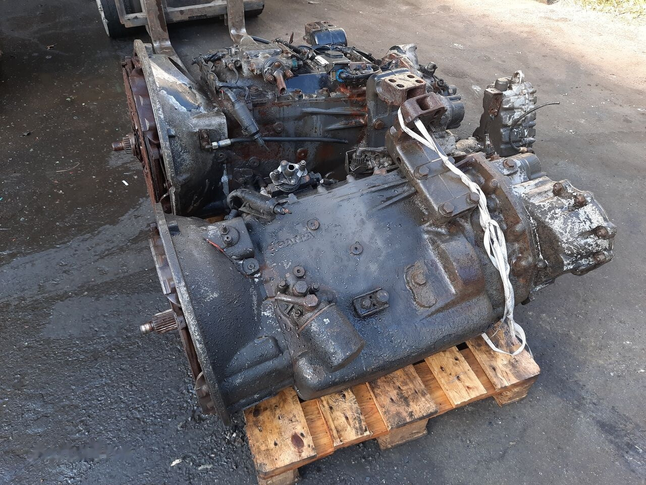 Scania GRS900R .GRS-900 Scania 124 truck - Gearbox for Truck: picture 1 Scania GRS900R .GRS-900 Scania 124 truck - Gearbox for Truck: picture 1