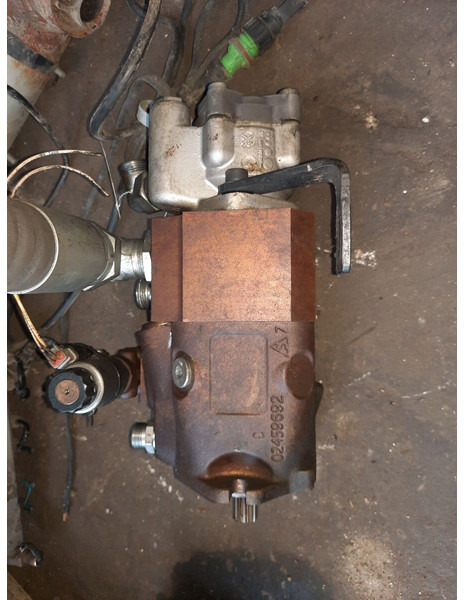 Scania MNR 0511.725023\7685955 - Oil pump: picture 4 Scania MNR 0511.725023\7685955 - Oil pump: picture 4
