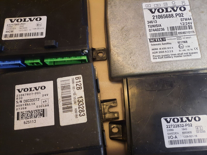 Volvo 23317365 - ECU: picture 1 Volvo 23317365 - ECU: picture 1