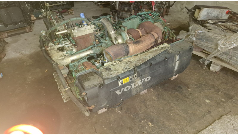 Volvo DH12D 420EC01. DH12E340EC06 . - Engine: picture 4 Volvo DH12D 420EC01. DH12E340EC06 . - Engine: picture 4