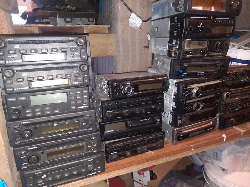 Volvo Video system x-dmr 8 R8 Compact RJ45 - Electrical system: picture 4 Volvo Video system x-dmr 8 R8 Compact RJ45 - Electrical system: picture 4