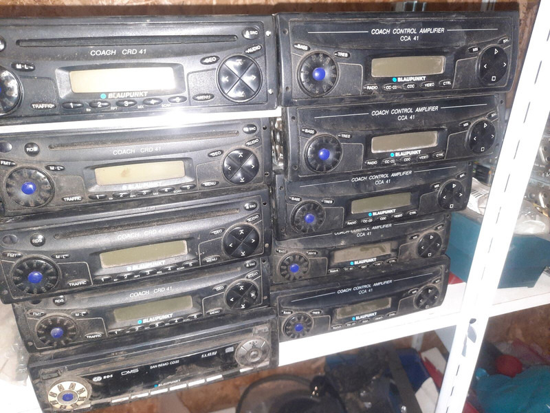 Volvo Video system x-dmr 8 R8 Compact RJ45 - Electrical system: picture 1 Volvo Video system x-dmr 8 R8 Compact RJ45 - Electrical system: picture 1