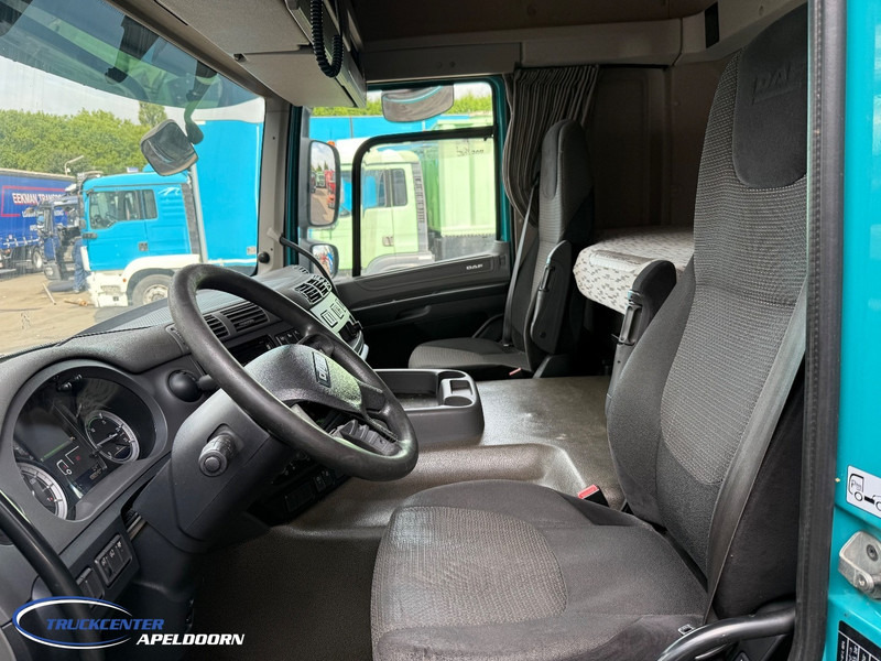 DAF CF 370 FA + Krone, Space Cab, Sliding roof, Loading lift, Euro 6 - Curtainsider truck: picture 5 DAF CF 370 FA + Krone, Space Cab, Sliding roof, Loading lift, Euro 6 - Curtainsider truck: picture 5