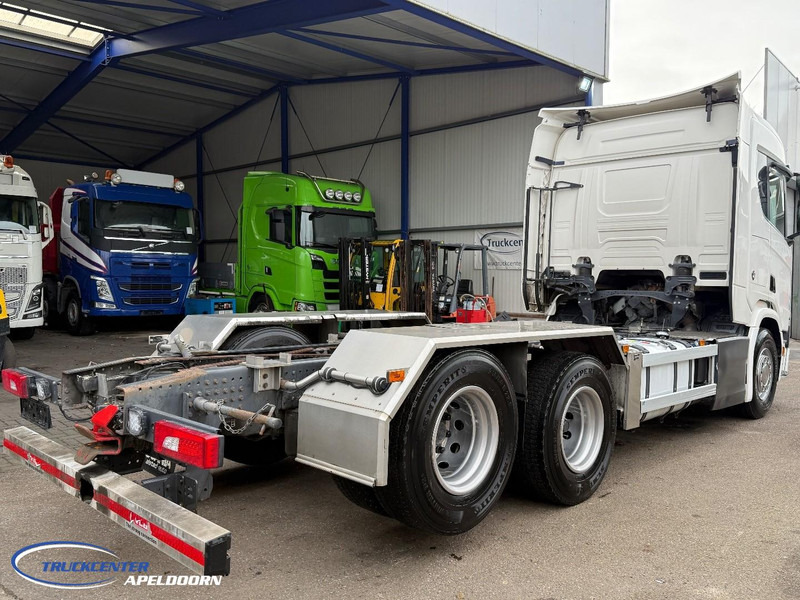 Scania R580 V8 NGS Retarder, 9000 kg Vooras, PTO, 6x2 - Cab chassis truck: picture 2 Scania R580 V8 NGS Retarder, 9000 kg Vooras, PTO, 6x2 - Cab chassis truck: picture 2