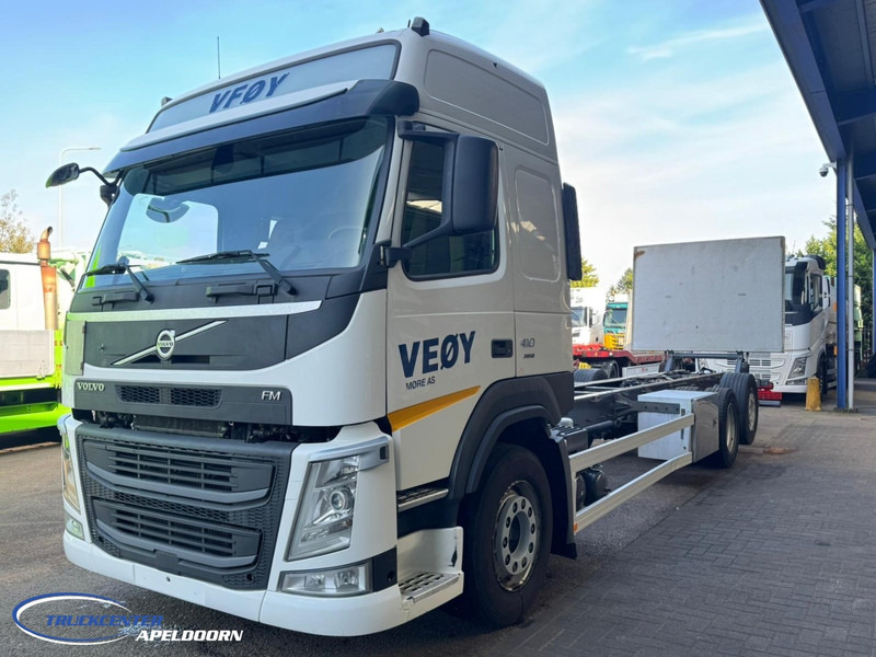 Volvo FM 410 379000 km, 6x2, Globetrotter - Cab chassis truck: picture 4 Volvo FM 410 379000 km, 6x2, Globetrotter - Cab chassis truck: picture 4