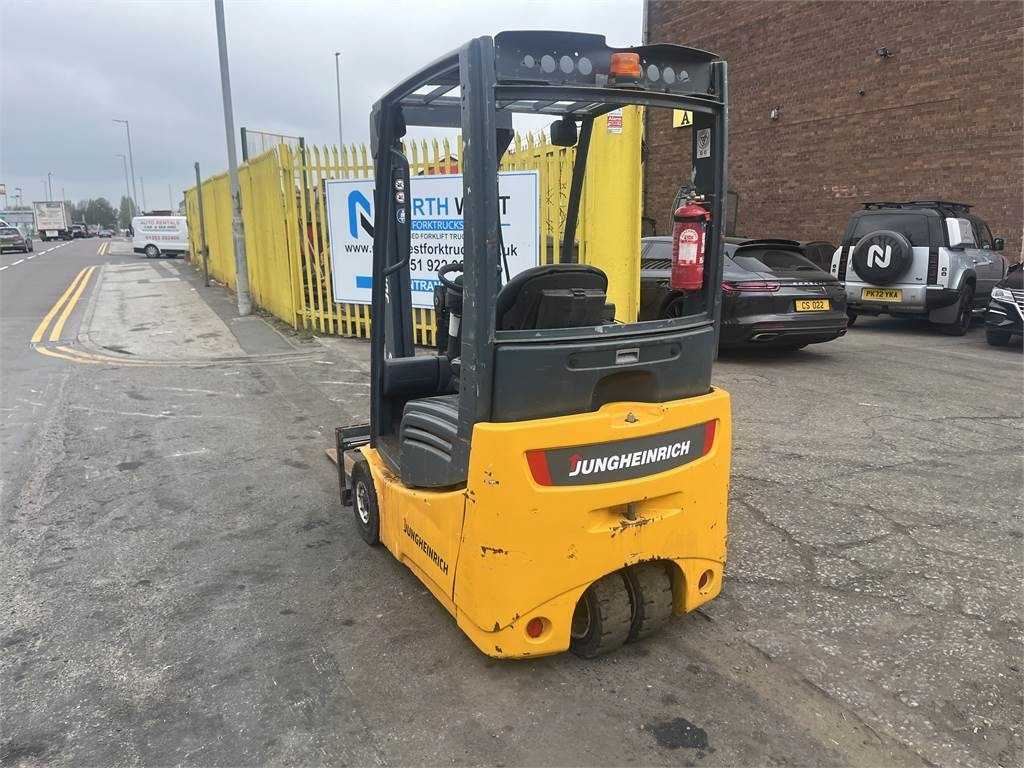 Jungheinrich EFG215 - Electric forklift: picture 2 Jungheinrich EFG215 - Electric forklift: picture 2